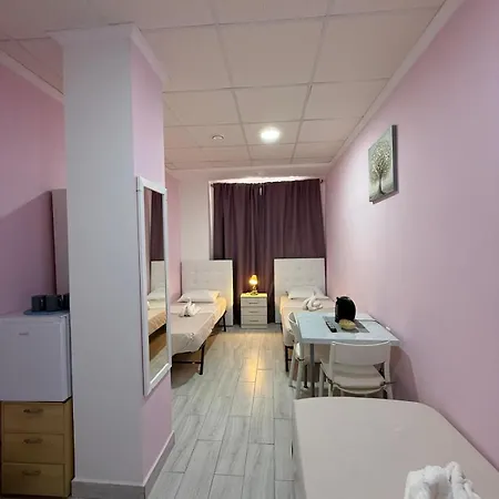 7Ahostal Торевьиа